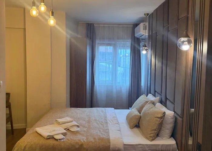 Ali Khan Hotel